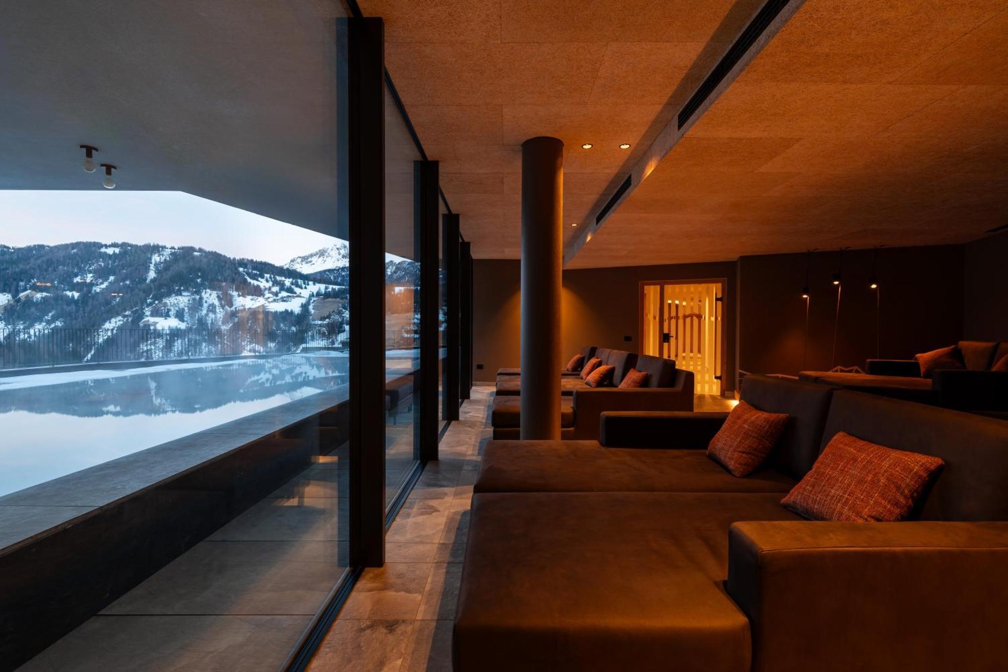 Hotel Alpenrose Dolomites La Valle Esterno foto