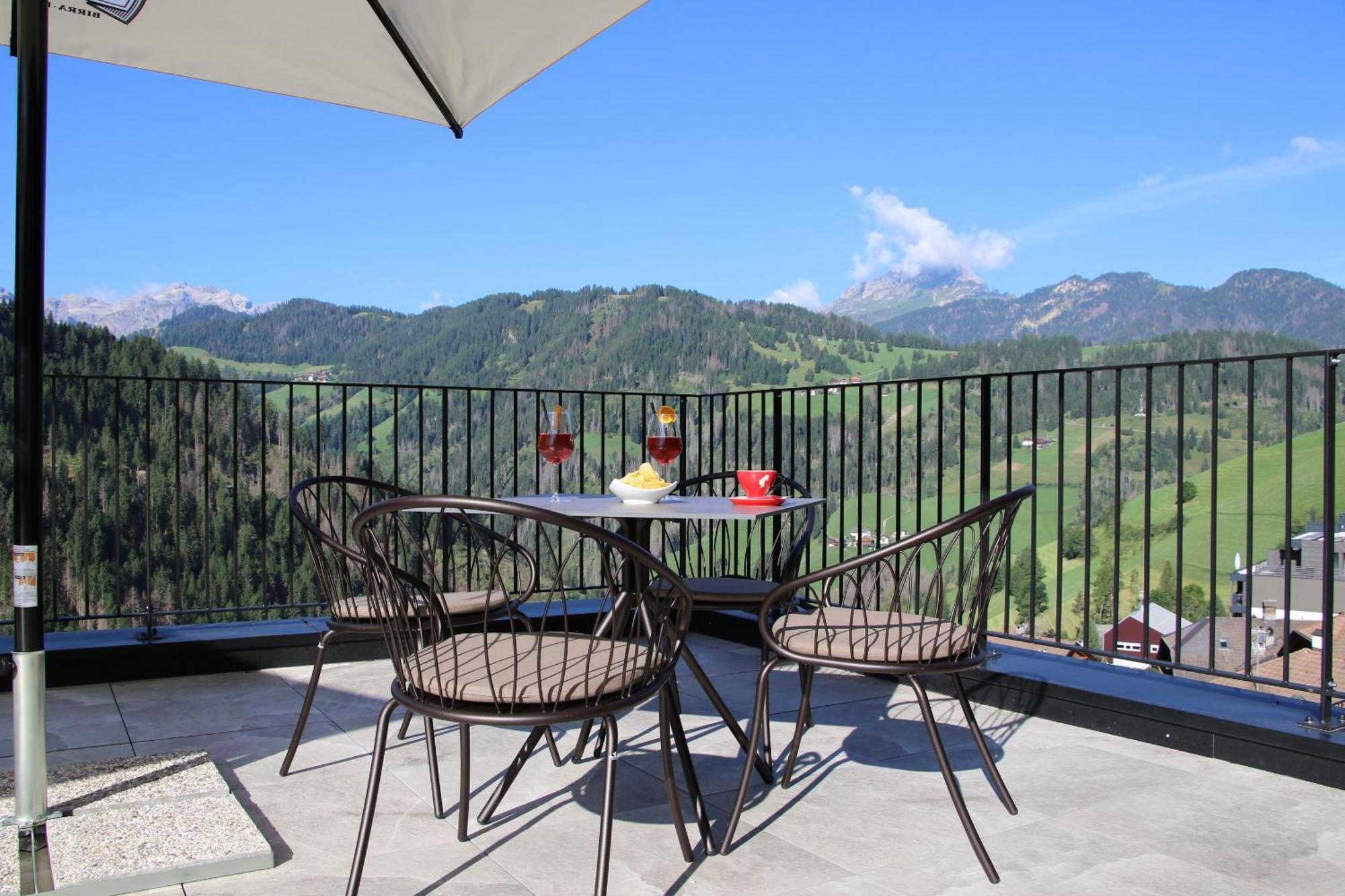 Hotel Alpenrose Dolomites La Valle Esterno foto