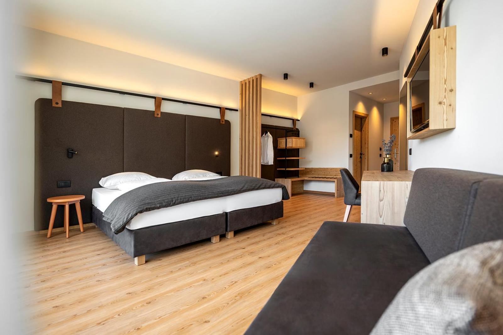 Hotel Alpenrose Dolomites La Valle Esterno foto