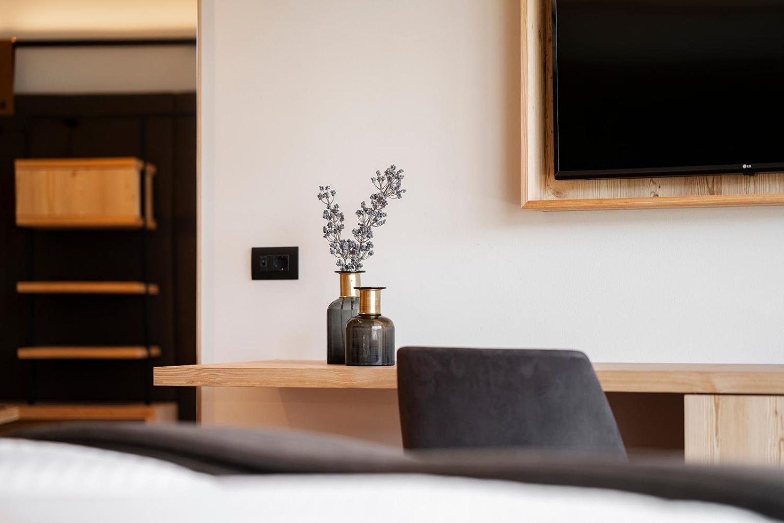 Hotel Alpenrose Dolomites La Valle Esterno foto