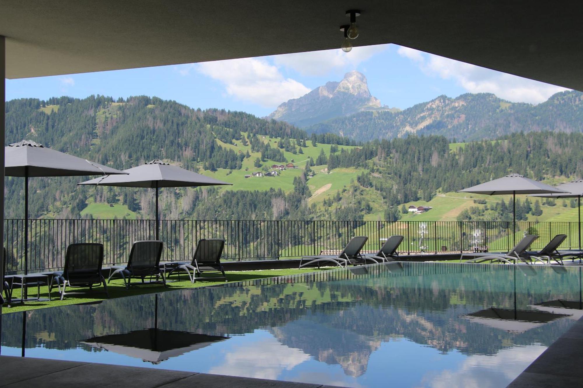 Hotel Alpenrose Dolomites La Valle Esterno foto