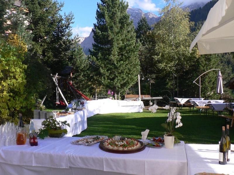 Hotel Alpenrose Dolomites La Valle Esterno foto